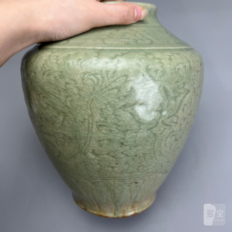 明代 龙泉青釉刻花罐 - 图11